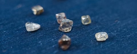 Coronavirus Hits De Beers' Sales; Rough Diamond Sales Declines by 28%