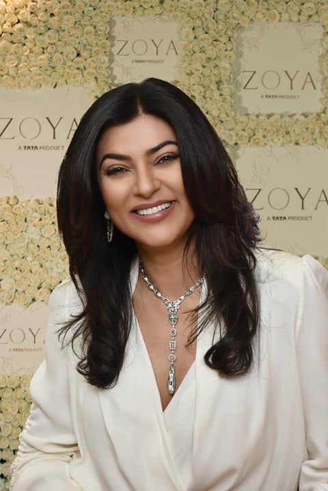 I am very fond of diamonds. I love the sparkle of a diamond, it’s so full of hope: Sushmita Sen 