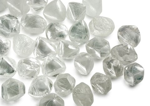 De Beers Group Reports Slight Dip in Rough Diamond Sales for Cycle 4, 2023 