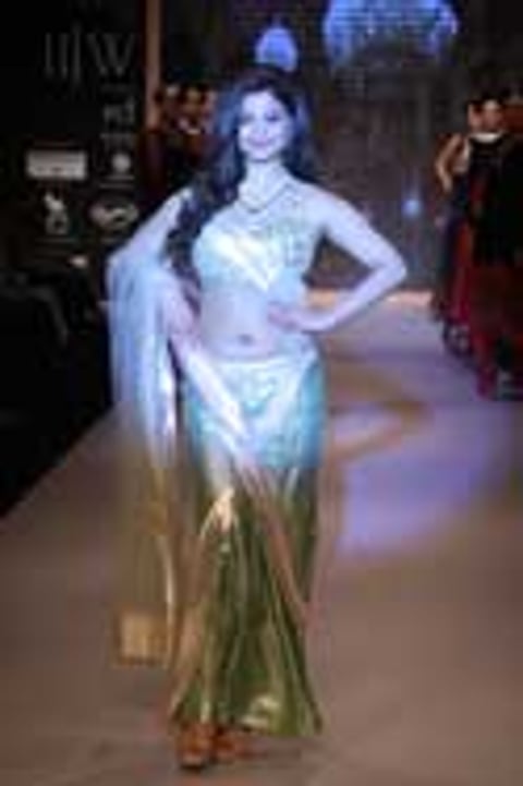 Blend of Established and New Names at IIJW Day1