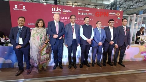 Gem & Jewellery industry will play a key role in making Maharashtra USD 1 trillion economy:  Dr. Devendra Fadnavis Dy. Chief Minister, Maharashtra during inauguration of IIJS Signature